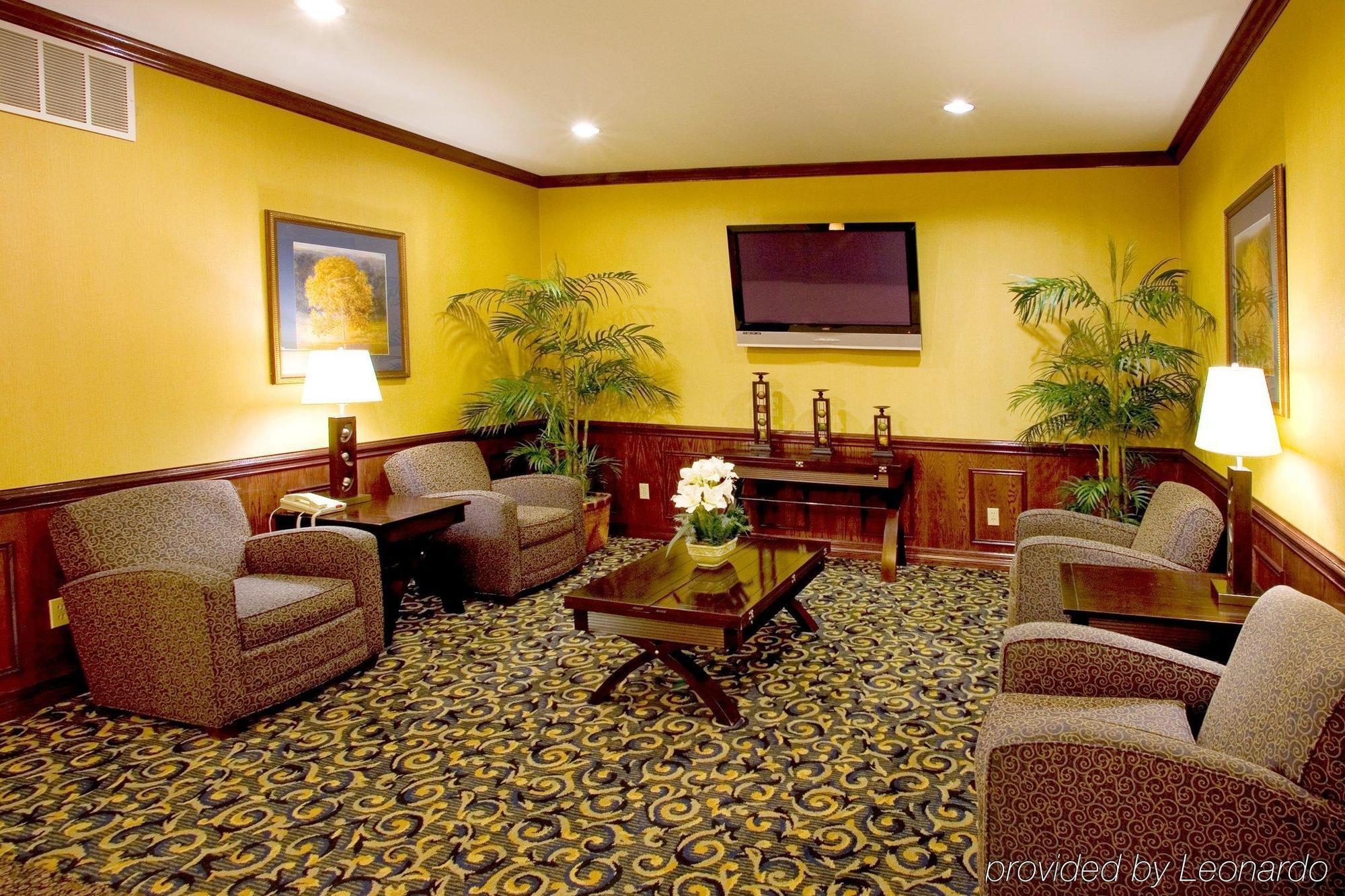 Holiday Inn Express Hotel And Suites Falfurrias Dalaman gambar