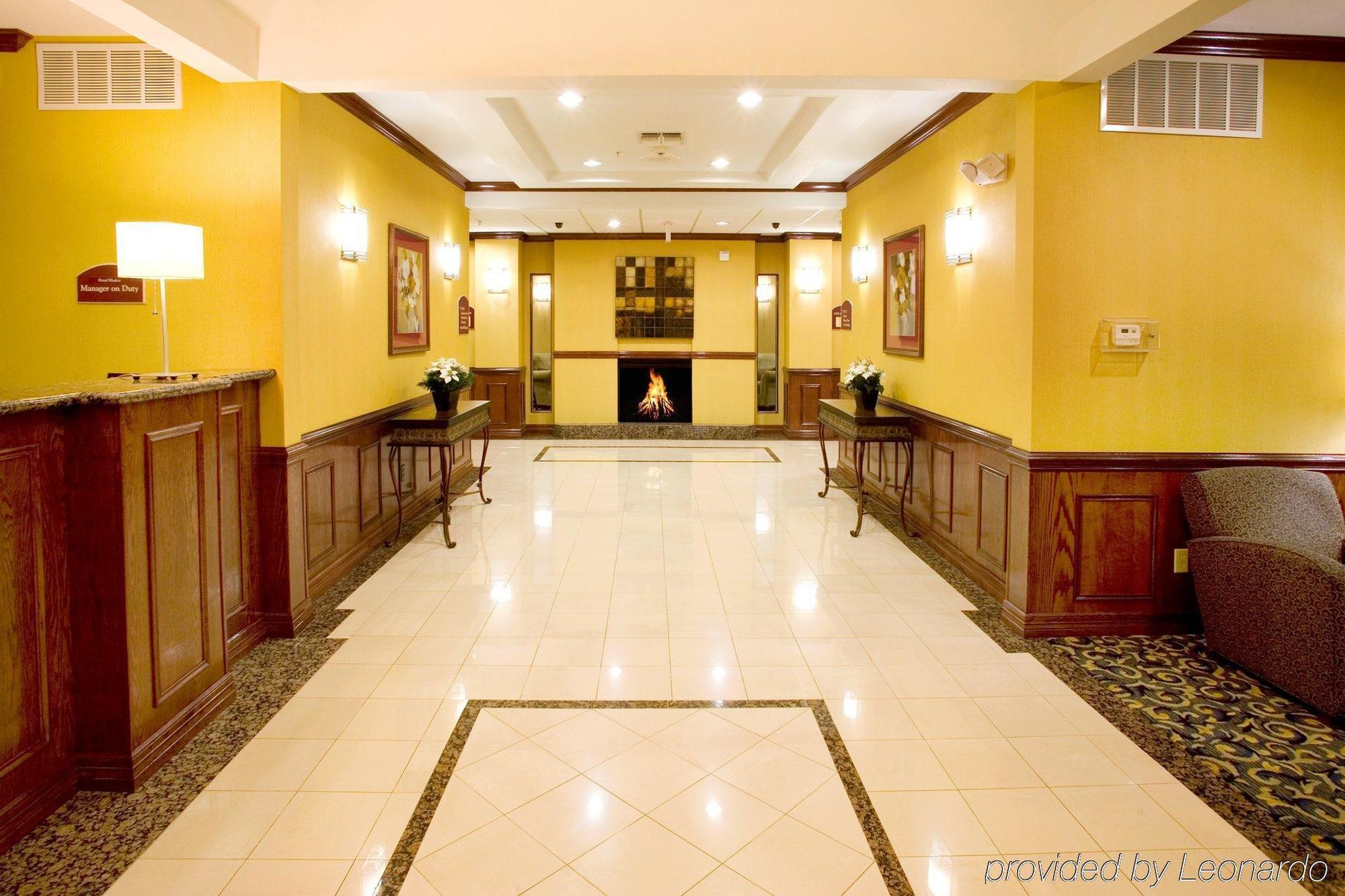 Holiday Inn Express Hotel And Suites Falfurrias Dalaman gambar